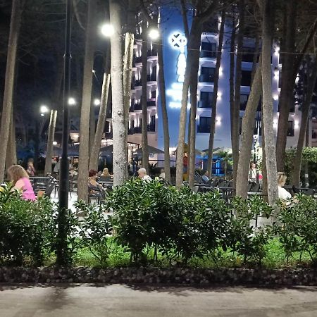 Aldom Apartments Durrës Eksteriør bilde