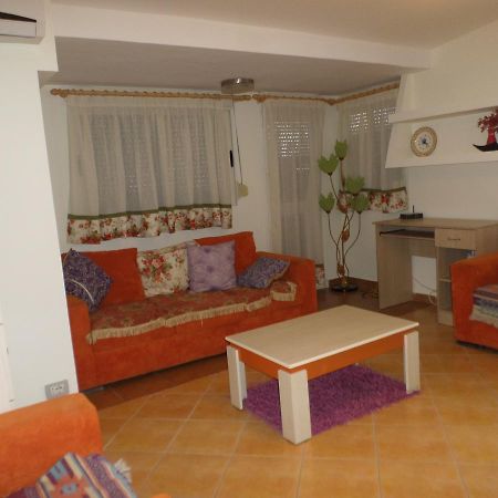 Aldom Apartments Durrës Eksteriør bilde