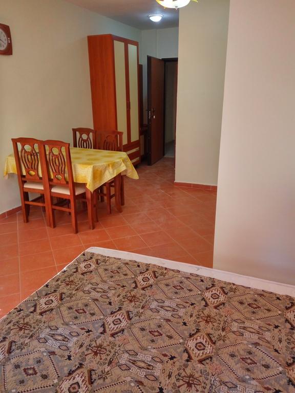 Aldom Apartments Durrës Eksteriør bilde